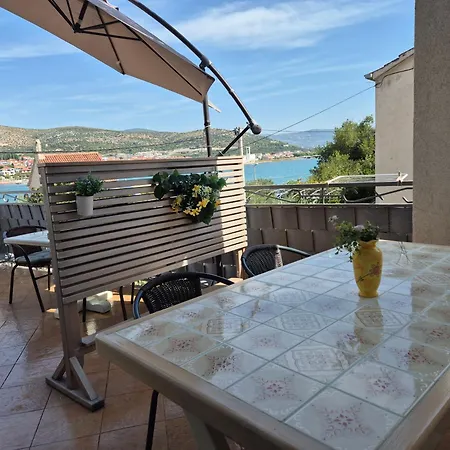 Lejlighed Bresan Trogir