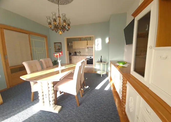 Bresan Τρογκίρ