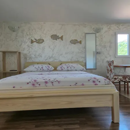 Bresan * Трогір