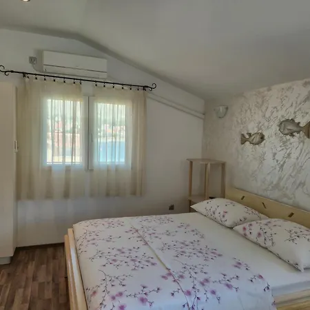 Bresan Apartment *