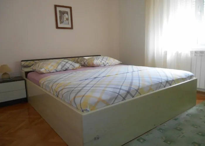 Bresan Трогір